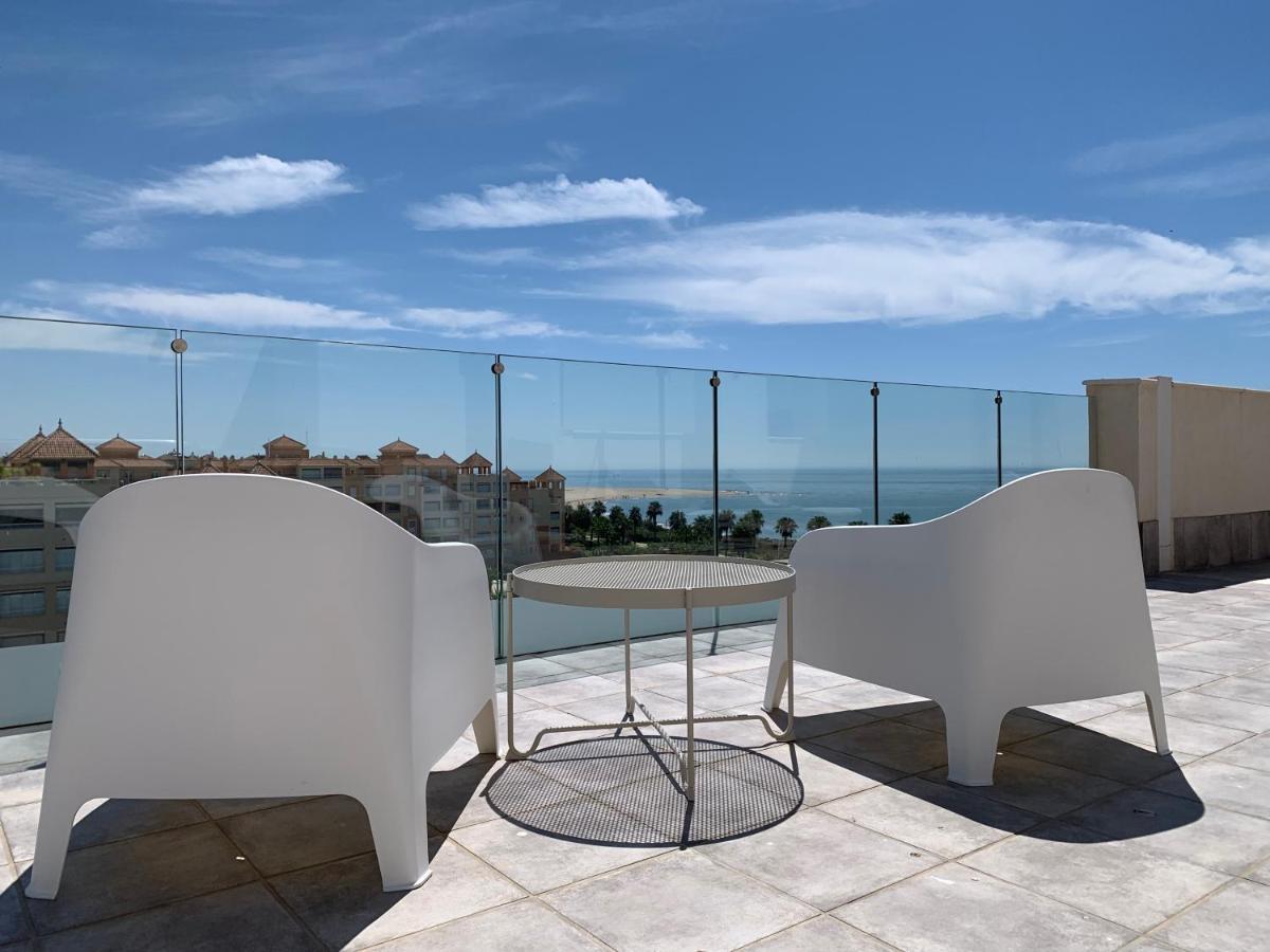 Апартаменти Penthouse With Wide Terrace Next To The Ocean Уельва Екстер'єр фото