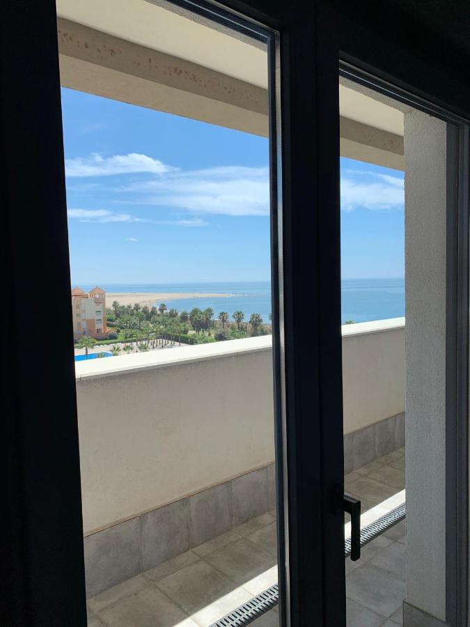 Апартаменти Penthouse With Wide Terrace Next To The Ocean Уельва Екстер'єр фото